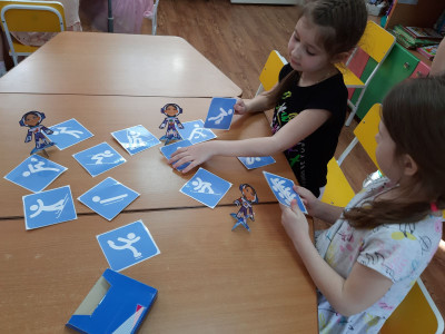 Будем здоровые, смелые, веселые на планете с Квадронавтами