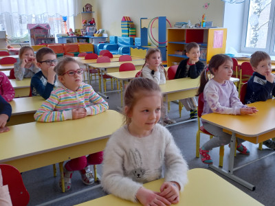 Квадронафты заселяются на свою планету под названием Бер. А жители планеты Бер - берберики.