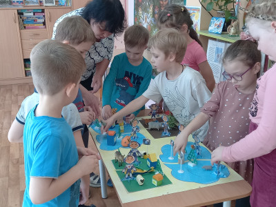 "Наш квадромир"