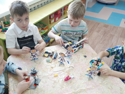 Игры в Квадромире