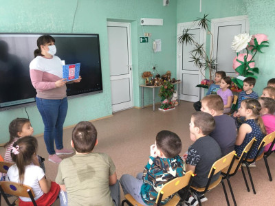 Детский сад №51 ОАО "РЖД" г. Рыбное группа "Почемучки" Установочно-мотивационное занятие в рамках реализации проекта "Железнодорожная игротека"