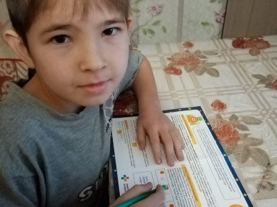 ""  Интересная игра. Квадронавт готов! Ура!