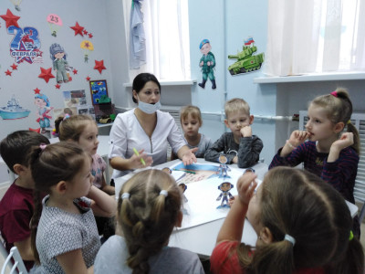 Весело играи и фантазируем