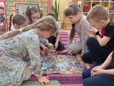 Наше любимое занятие-игра, а вместе с квадронавтами ещё интереснее! 