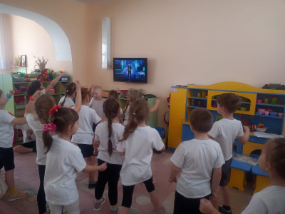 Талисман нашей планеты-птица Говорун и наш танец