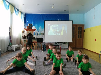 Детский сад 238 ОАО "РЖД" пгт Уруша - Ловкость и координация "В гости к королеве Иммунеле в королевство Энергии