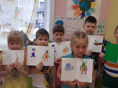 В книгах, в комиксах, в театре поселились квадронавты.