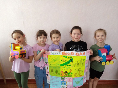 Бейбиёдики к путешествию готовы! Наш девиз четыре слова, Бейбиёдики - это клево! 