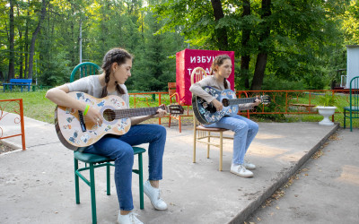 В детском оздоровительном лагере «Орленок» провели конкурс детских талантов