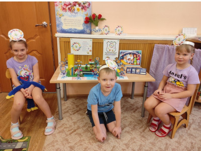 Группа "Рябинки" Детский сад 136 г. Перми. Население планеты "Дружбария".