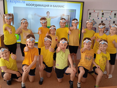 "Золотой ключик", д/сад №57 ОАО "РЖД", г. Смоленск "Перестроение. Шалабамба. КвадроГамаюния пополняется новыми объектами. Координация и баланс. 4 сектора игролёта открыты!"