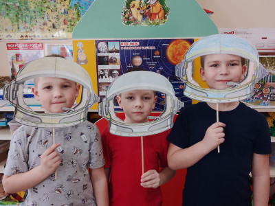 День космонавтики с квадронавтами.