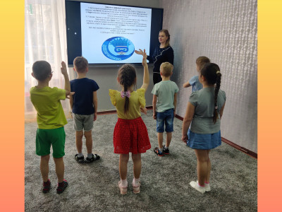 2 блок "Цифровая грамотность". В поисках информации ребята решали логические задачки Дайвера Пикселя!  
