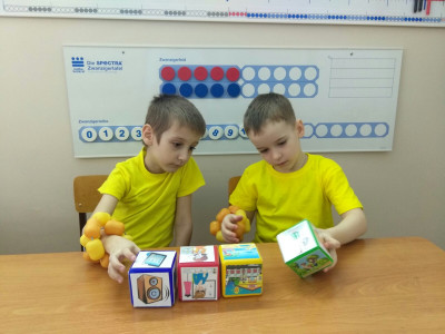 Сатуракиндеры играют