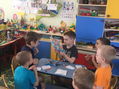 Сатуракиндеры играют