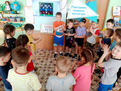 Культуронавты детского сада №233 ОАО "РЖД"  заботятся о своём здоровье и пользуются секретами Имунеллы